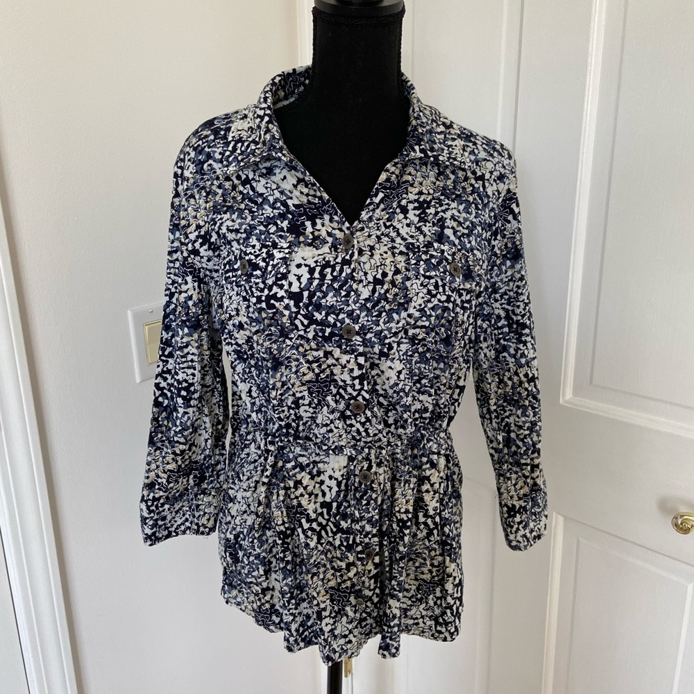 3/4 Button-Up Sleeve Print Blouse